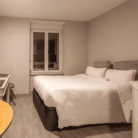 酒店 Providence 2*