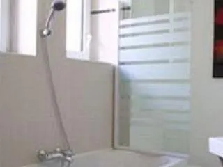 酒店 Providence 2*